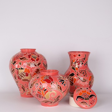 Set of ceramics "Hetmans'ka" red