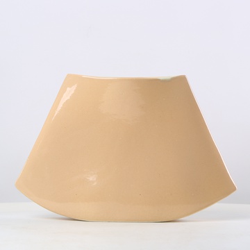 Ceramic vase "Japanese style" beige