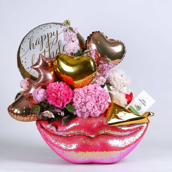 The "Sweet Kisses" flower arrangement