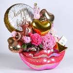 The "Sweet Kisses" flower arrangement