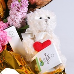 The "Sweet Kisses" flower arrangement
