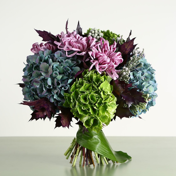 Bouquet of chrysanthemums and hydrangeas