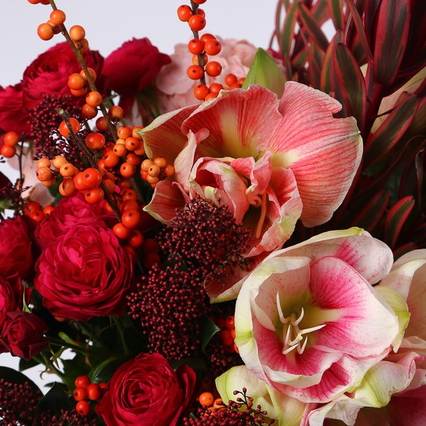 The “Burgundy Couture” bouquet