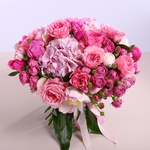 Bouquet in pink tones with peonies
