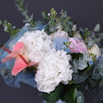 Flower bouquet Aphrodite light blue
