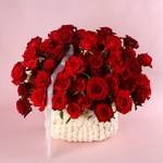 The “Marshmallow in White” arrangement