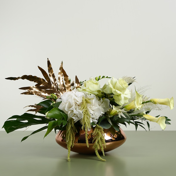 Interior composition white-green with hydrangea