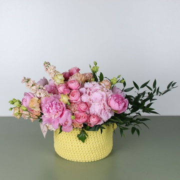 Floral arrangement "Marrakesh" bright moments