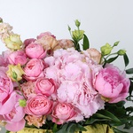 Floral arrangement "Marrakesh" bright moments