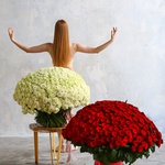 Bouquet of 1001 white-red roses