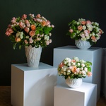 The "Pink Waltz" interior arrangement