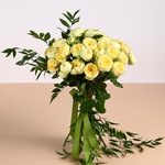 Bouquet of 15 yellow roses Peony Bubbles