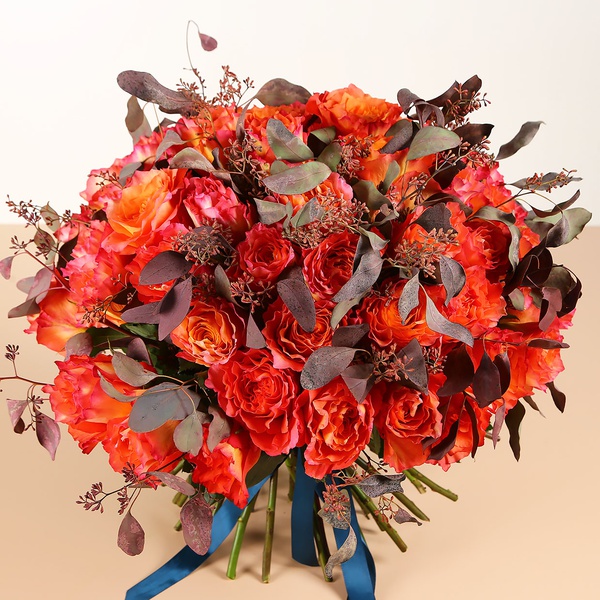 Bouquet of 51 roses Free Spirit