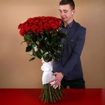 Bouquet of 51 long red roses