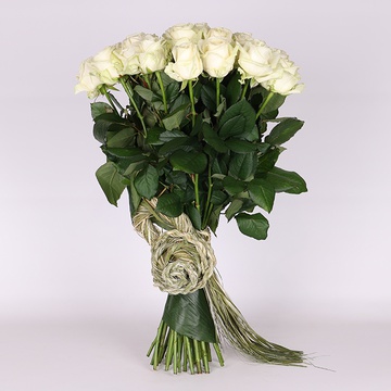 Bouquet of 35 White Roses "Magic of the Vine"