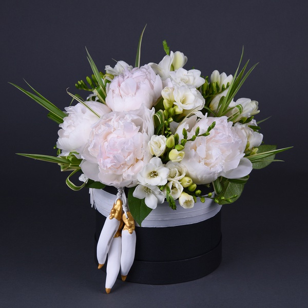 Composition "White peonies"