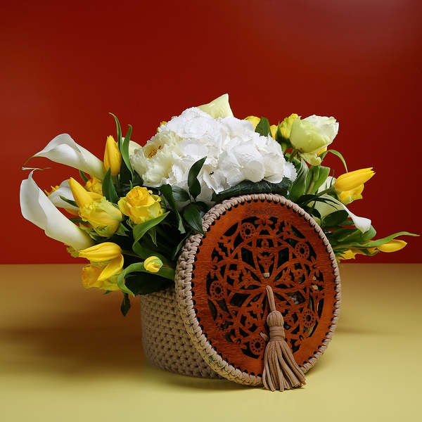 Floral composition "Marrakesh" beige