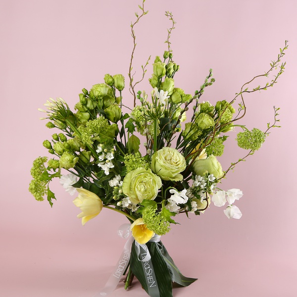 The “Green Harmony” bouquet