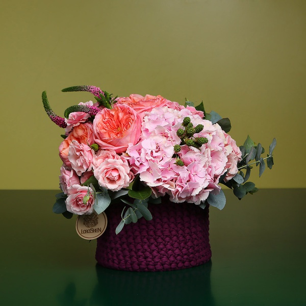 Floral composition "Marrakech" fuchsia