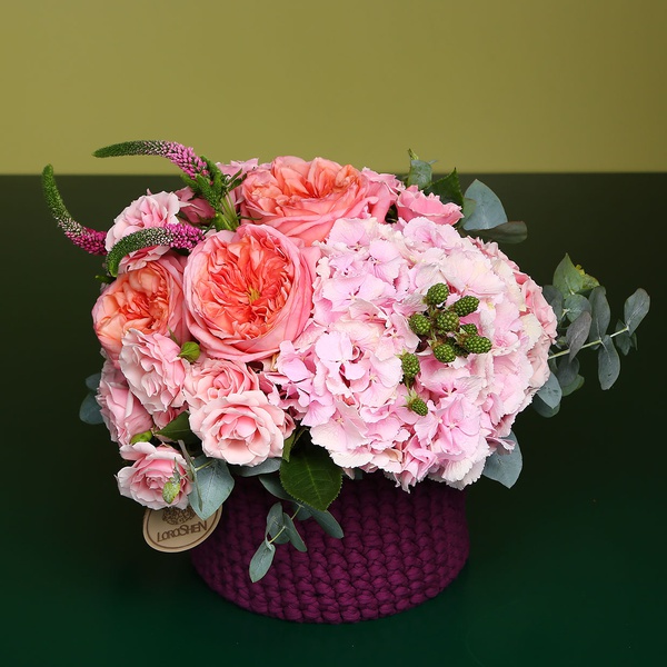 Floral composition "Marrakech" fuchsia