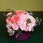 Floral composition "Marrakech" fuchsia
