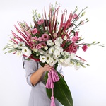 Bouquet of 15 eustomas