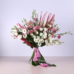 Bouquet of 15 eustomas