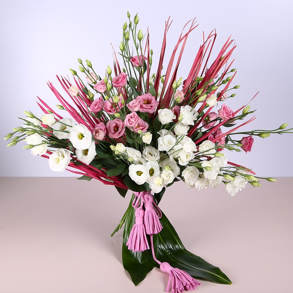 Bouquet of 15 eustomas