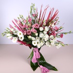 Bouquet of 15 eustomas