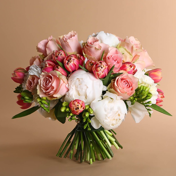 Premium bouquet with white peonies