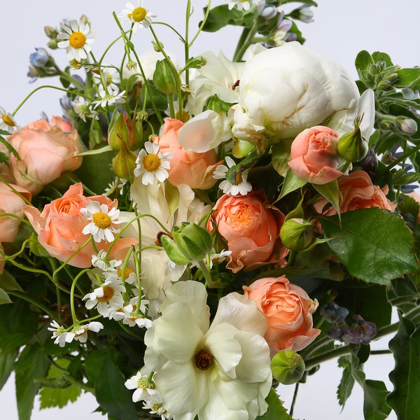 The “Spring Lightness” bouquet