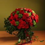 Bouquet of 101 red roses and greenery