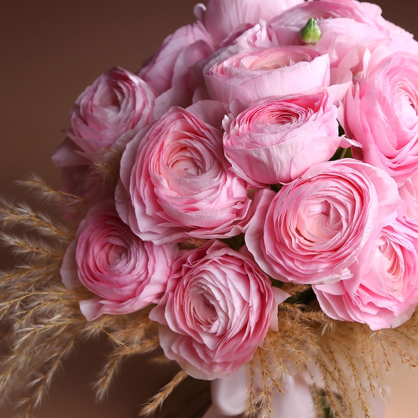 Bouquet of 21 ranunculus