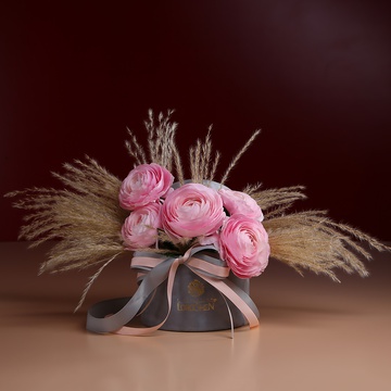 Ranunculus in a hatbox