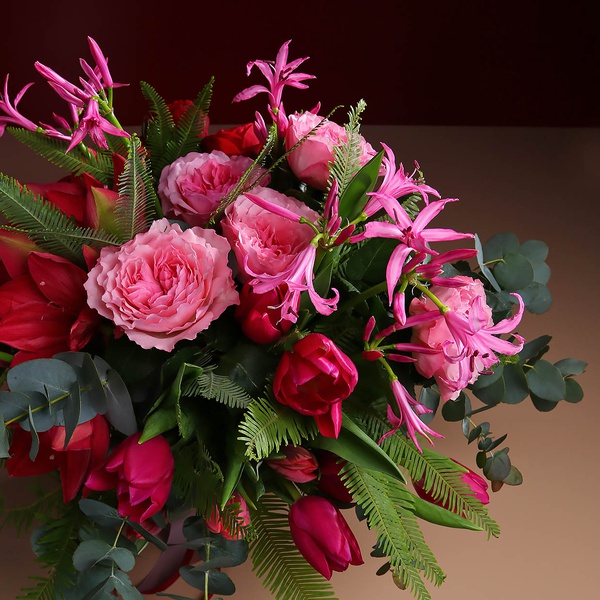 Bouquet with raspberry amaryllis