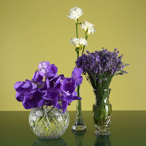 Crystal ball vase