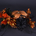 Floral composition in pumpkin in orange tones