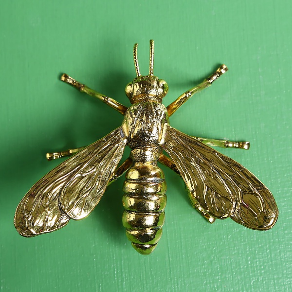 Figurine "Bee"