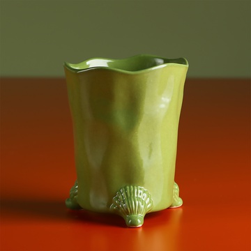 Ceramic glass on legs khaki