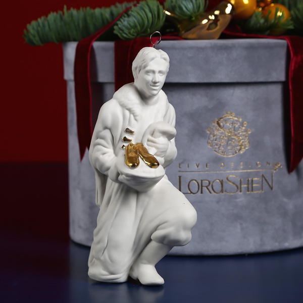 Ceramic figurine "Vakula" white