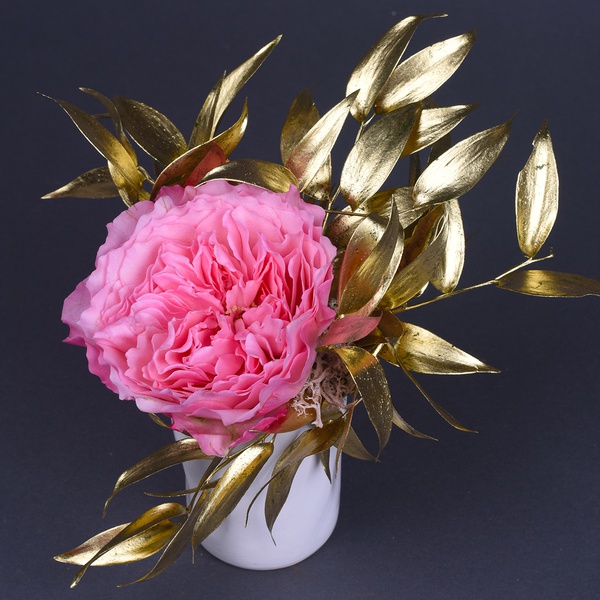 Mini composition with gold
