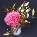 Mini composition with gold