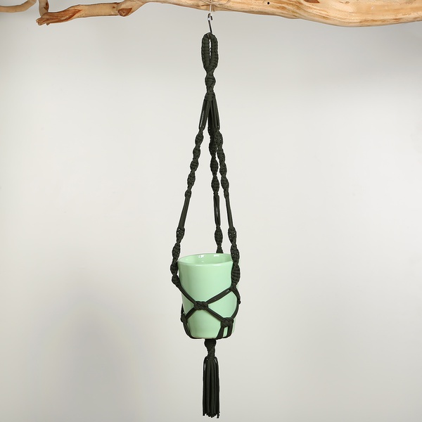 Cache-pot in blue macrame