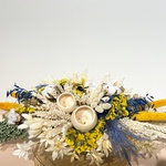 Composition of dried flowers in the national style