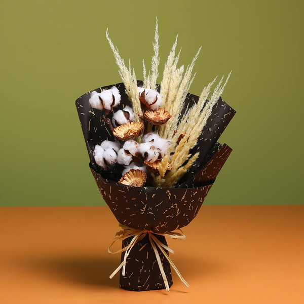 Bouquet of cotton and spikelets