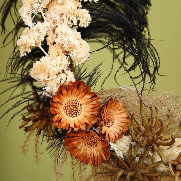 A wreath of dried flowers