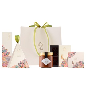 Spring Tenderness Set by Spell