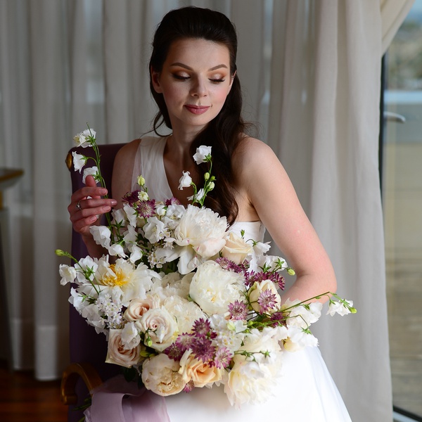 Boho style wedding bouquet