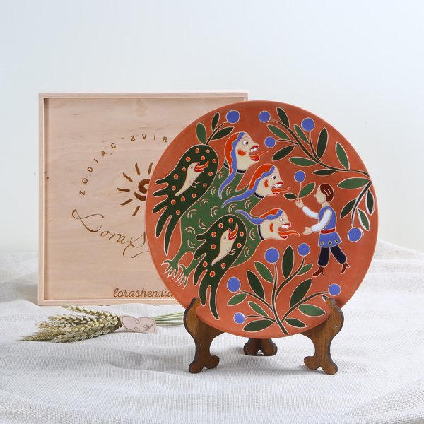 Collection of ceramic balls and plates "Year of the Dragon"