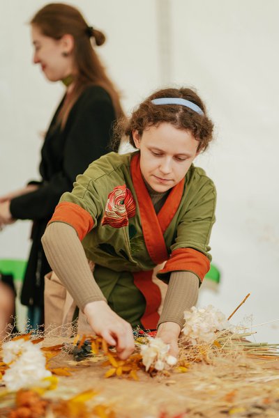 Декорації для етнофестивалю у River Mall